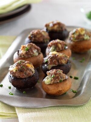 5345.00Beef and Blue Cheese Stuffed Mushrooms_pwm